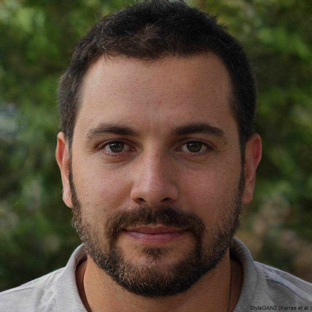 <em>Andres Garcia</em>